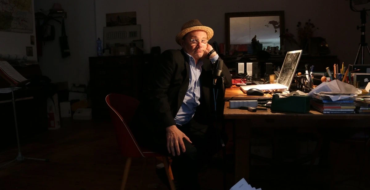 Feature Ring with Pigor