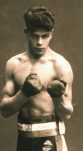 9841 - A memorial for Johann Rukeli Trollmann