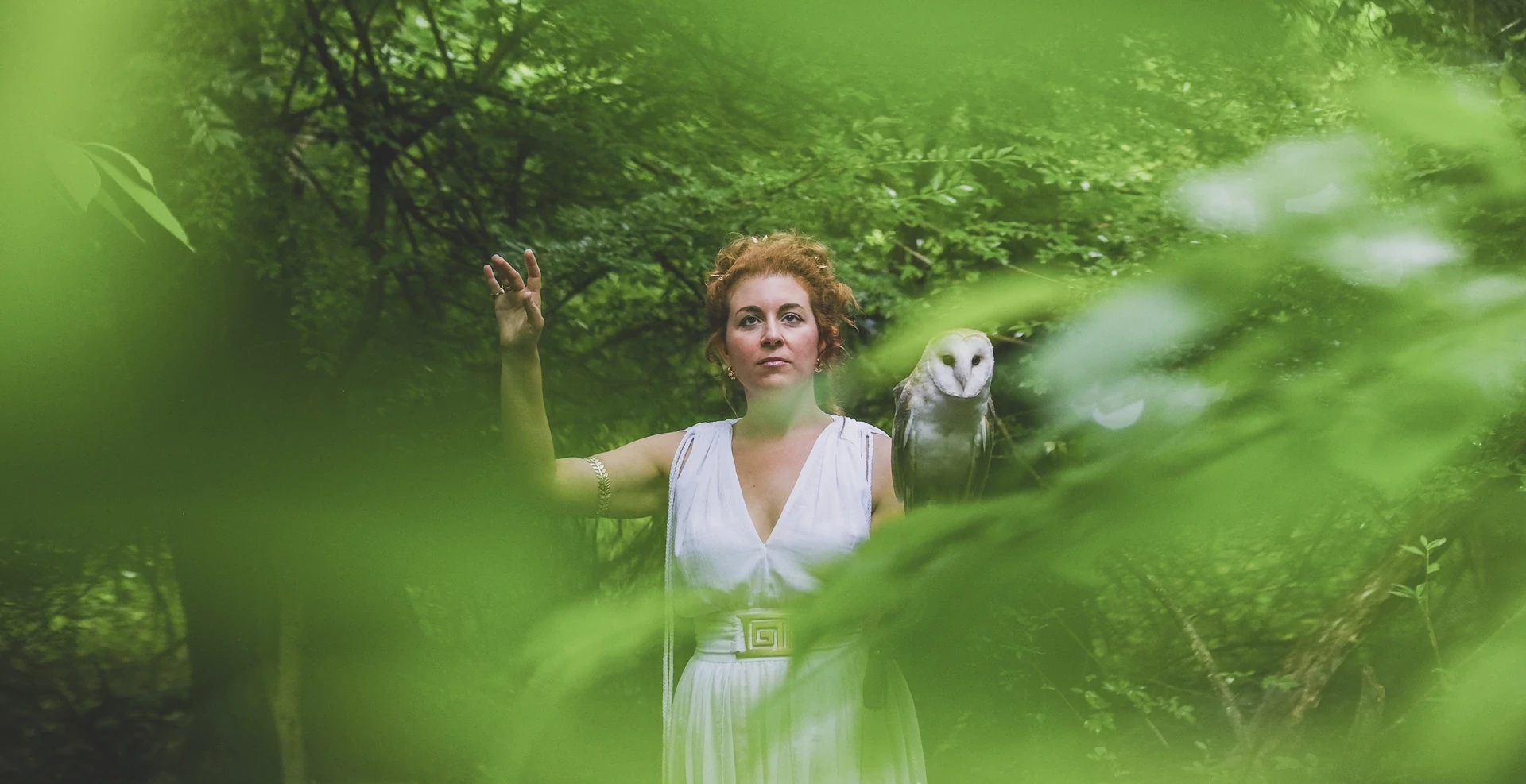 Feature Ring mit Lucia Stavros