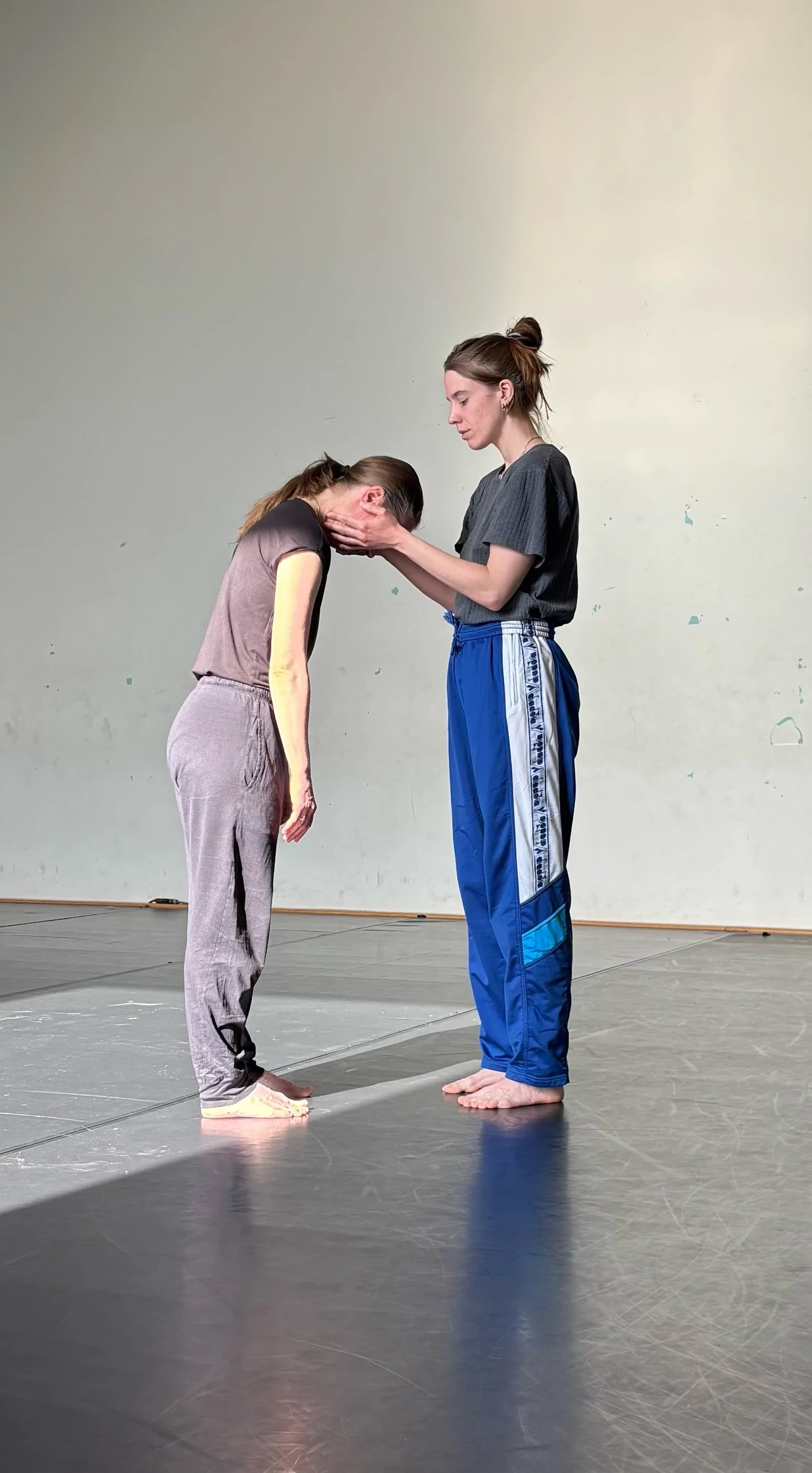 HELLERmoves with Anna Till